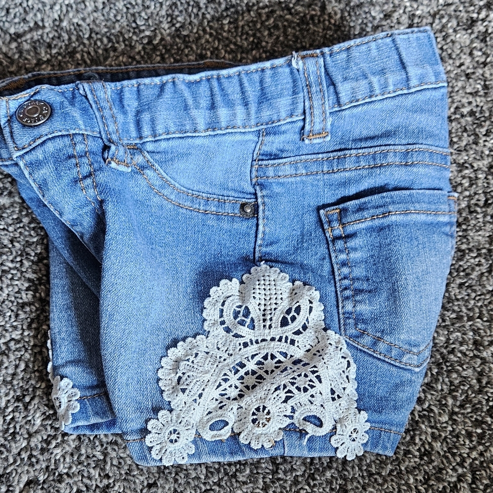 2 Cat & Jack Jean Laced Toddler Shorts - Picture 4 of 10